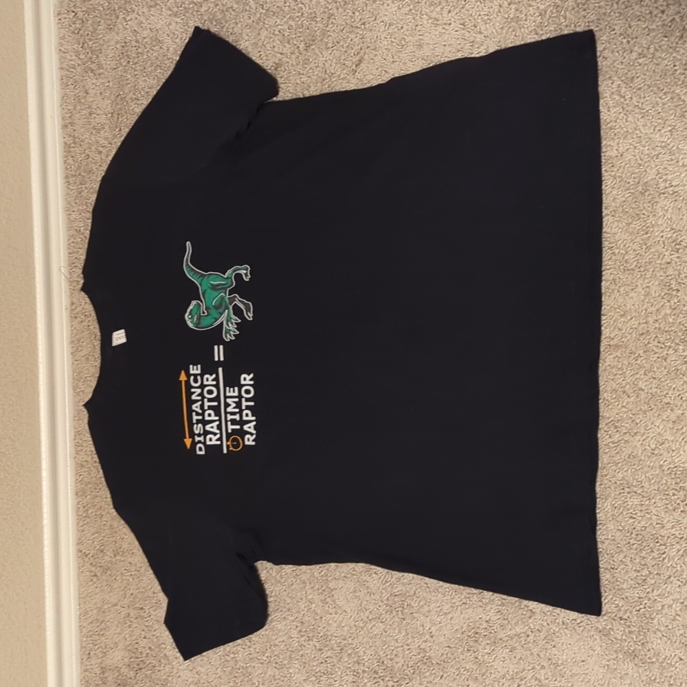 NWOT Men's Velociraptor t-shirt 2XL